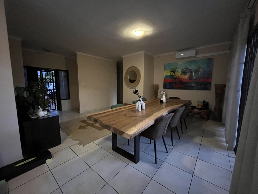 To Let 4 Bedroom Property for Rent in Sheffield Beach KwaZulu-Natal