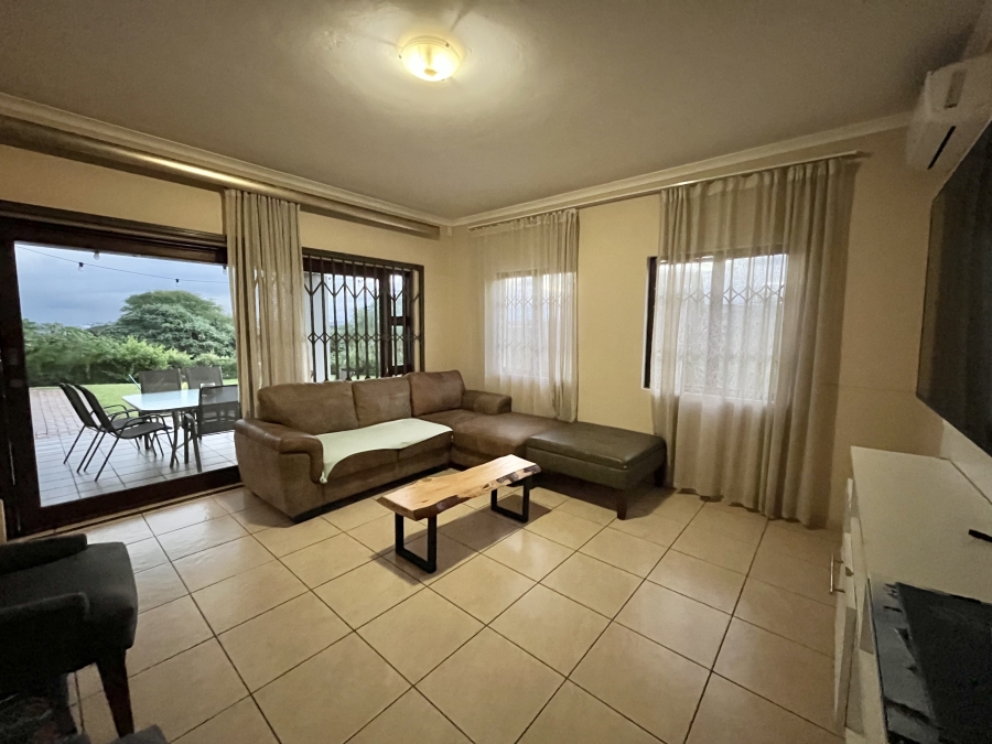 To Let 4 Bedroom Property for Rent in Sheffield Beach KwaZulu-Natal