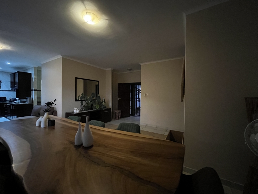To Let 4 Bedroom Property for Rent in Sheffield Beach KwaZulu-Natal