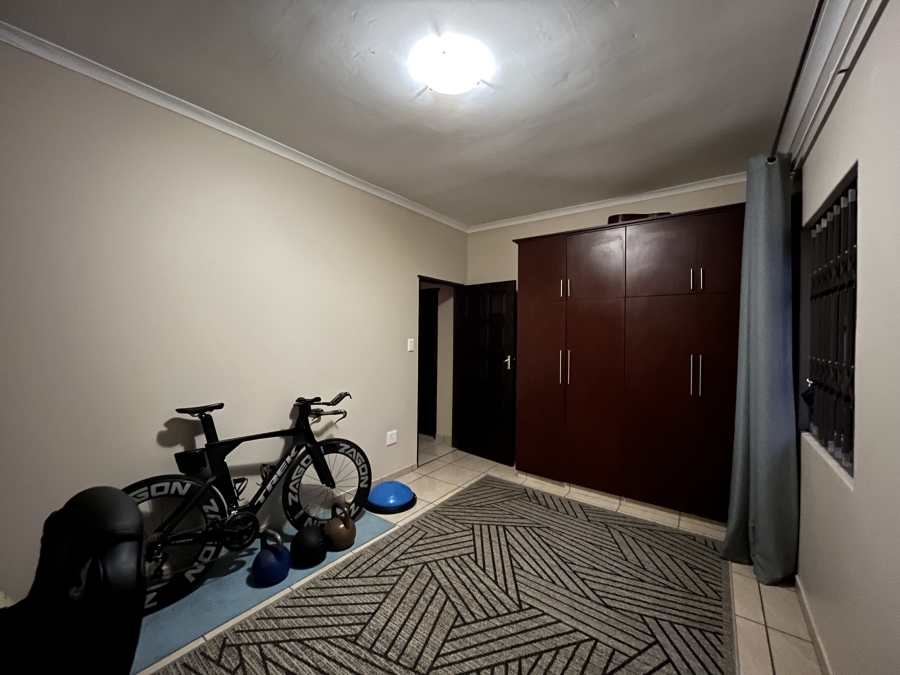 To Let 4 Bedroom Property for Rent in Sheffield Beach KwaZulu-Natal