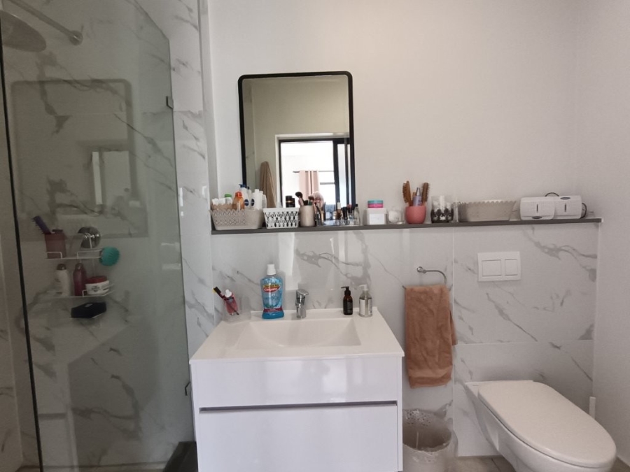 To Let 1 Bedroom Property for Rent in Izinga KwaZulu-Natal