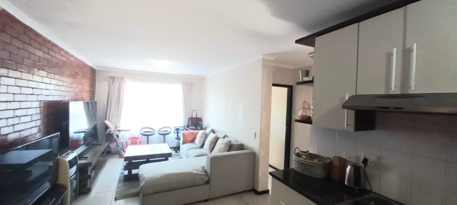 To Let 2 Bedroom Property for Rent in Essenwood KwaZulu-Natal