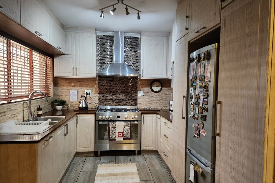 3 Bedroom Property for Sale in Yellowwood Park KwaZulu-Natal