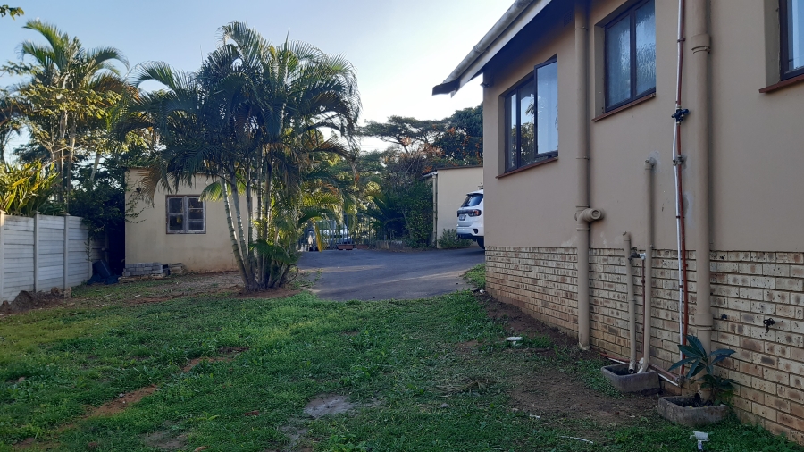 To Let 2 Bedroom Property for Rent in Amanzimtoti KwaZulu-Natal