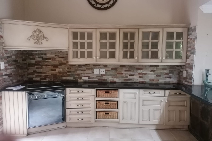 5 Bedroom Property for Sale in Kingston Park KwaZulu-Natal