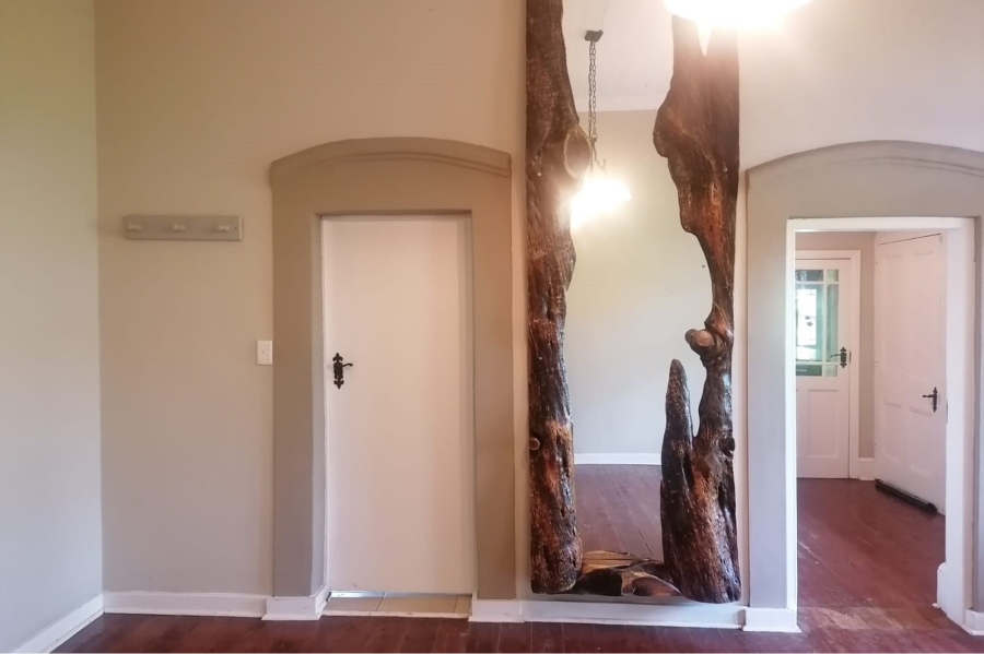 5 Bedroom Property for Sale in Kingston Park KwaZulu-Natal