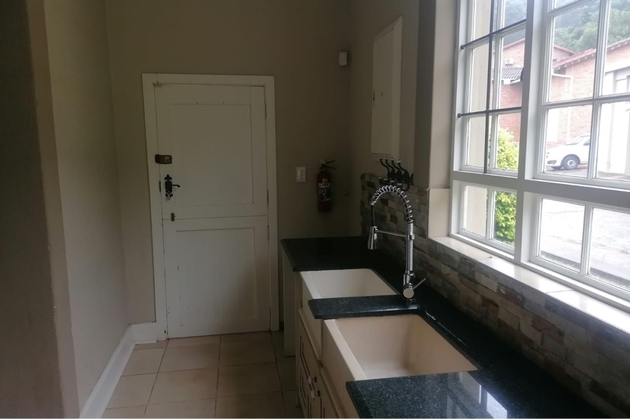 5 Bedroom Property for Sale in Kingston Park KwaZulu-Natal