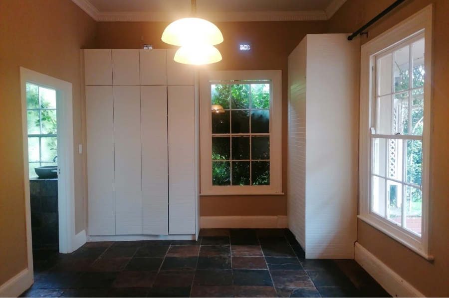 5 Bedroom Property for Sale in Kingston Park KwaZulu-Natal