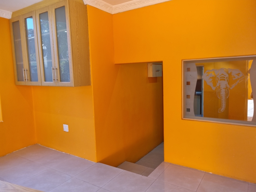 To Let 4 Bedroom Property for Rent in Sunningdale KwaZulu-Natal