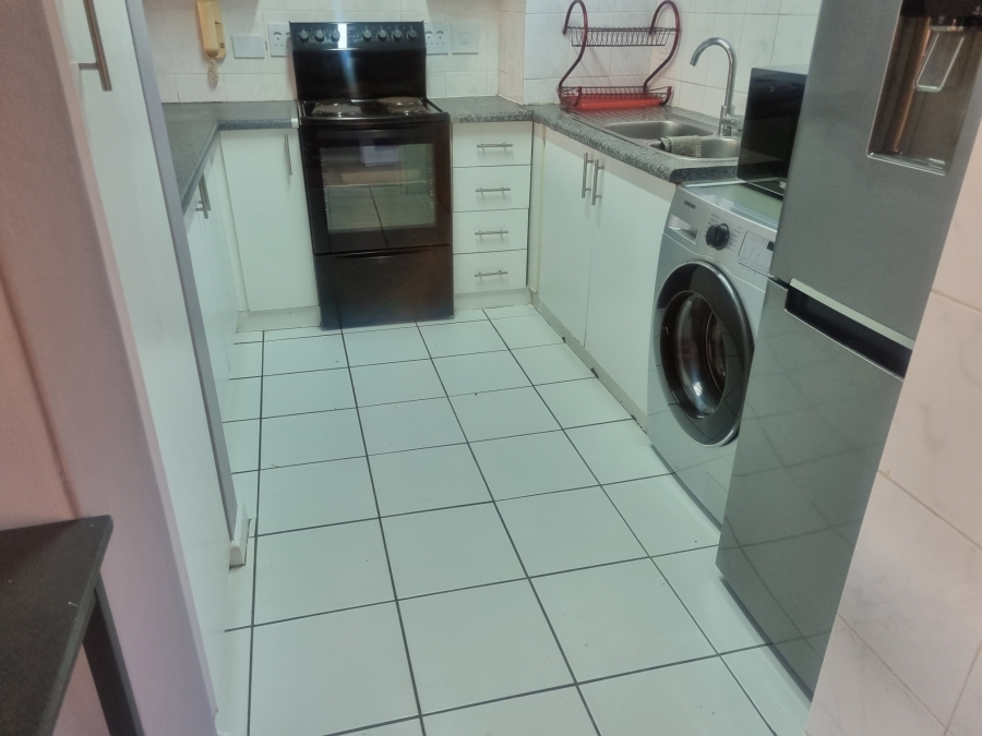 To Let 2 Bedroom Property for Rent in Athlone KwaZulu-Natal