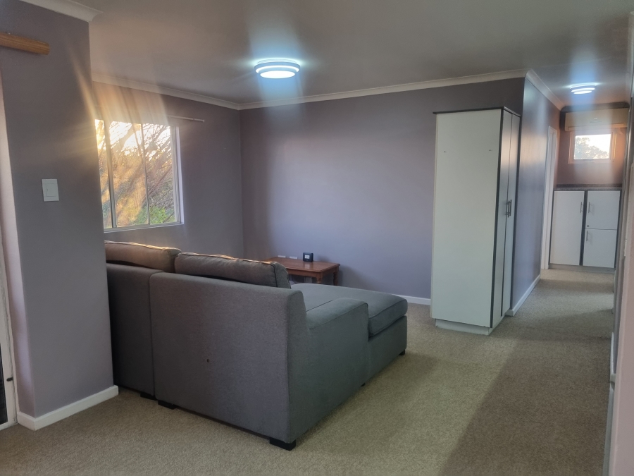 To Let 2 Bedroom Property for Rent in Athlone KwaZulu-Natal