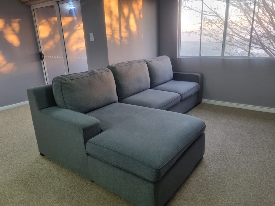 To Let 2 Bedroom Property for Rent in Athlone KwaZulu-Natal