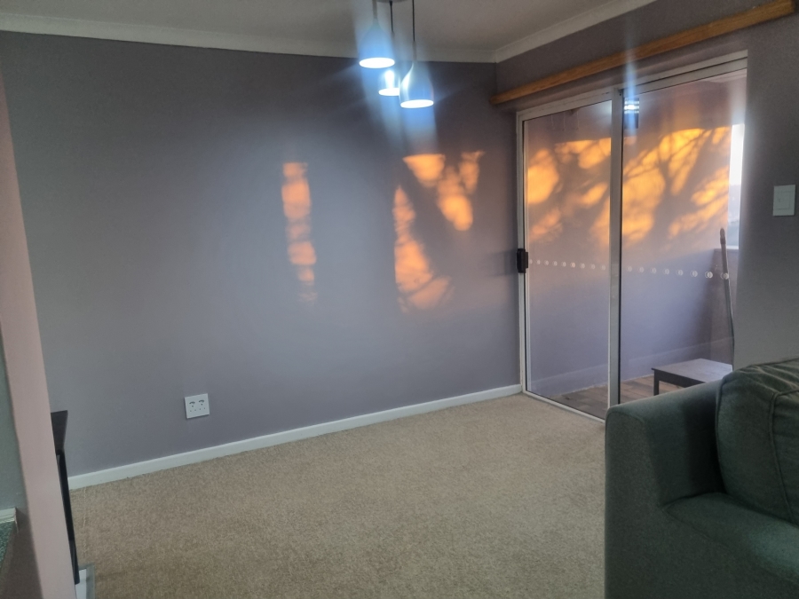 To Let 2 Bedroom Property for Rent in Athlone KwaZulu-Natal