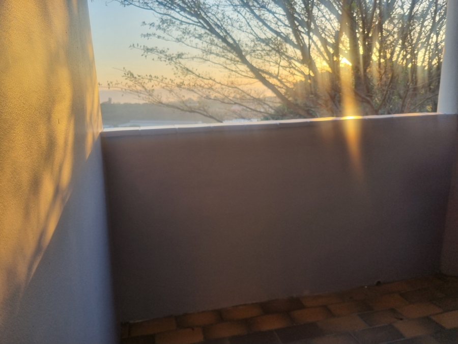 To Let 2 Bedroom Property for Rent in Athlone KwaZulu-Natal