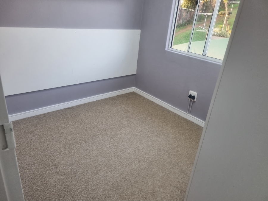 To Let 2 Bedroom Property for Rent in Athlone KwaZulu-Natal