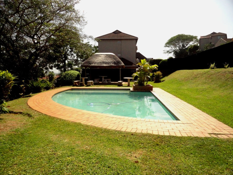 To Let 2 Bedroom Property for Rent in Athlone KwaZulu-Natal