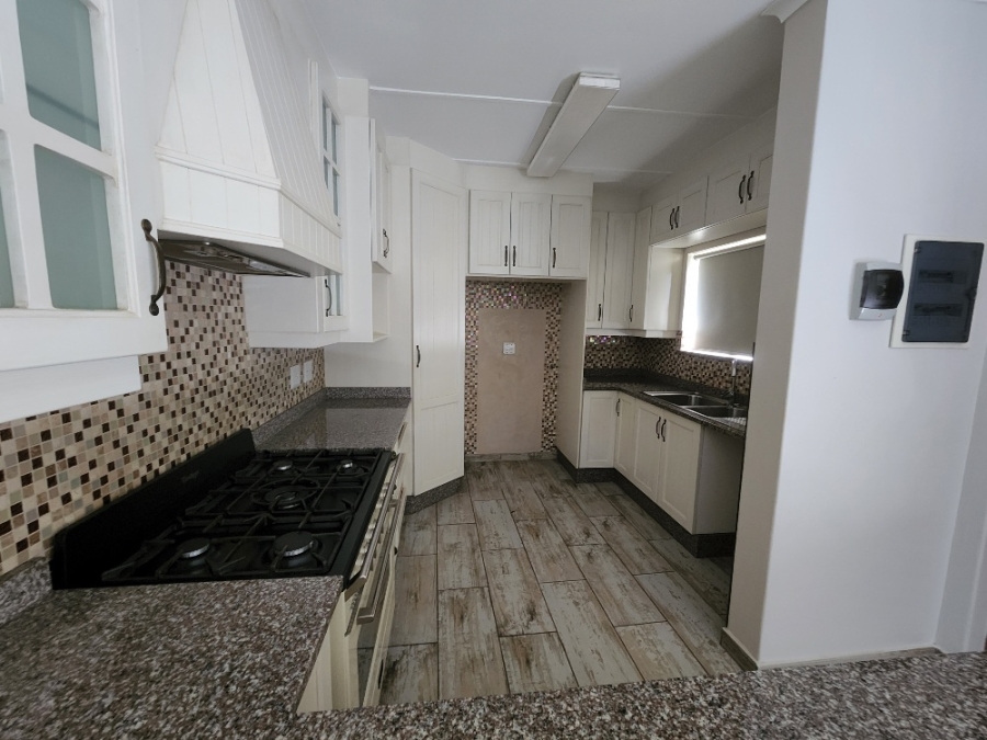 To Let 3 Bedroom Property for Rent in Shelly Beach KwaZulu-Natal