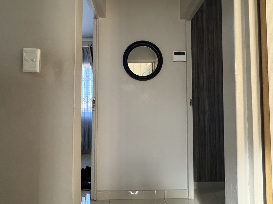 To Let 3 Bedroom Property for Rent in Northcroft KwaZulu-Natal