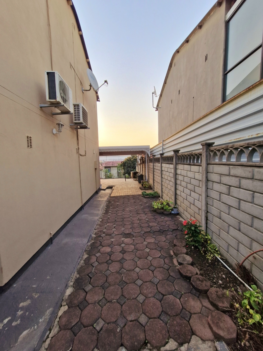 2 Bedroom Property for Sale in Forest Haven KwaZulu-Natal