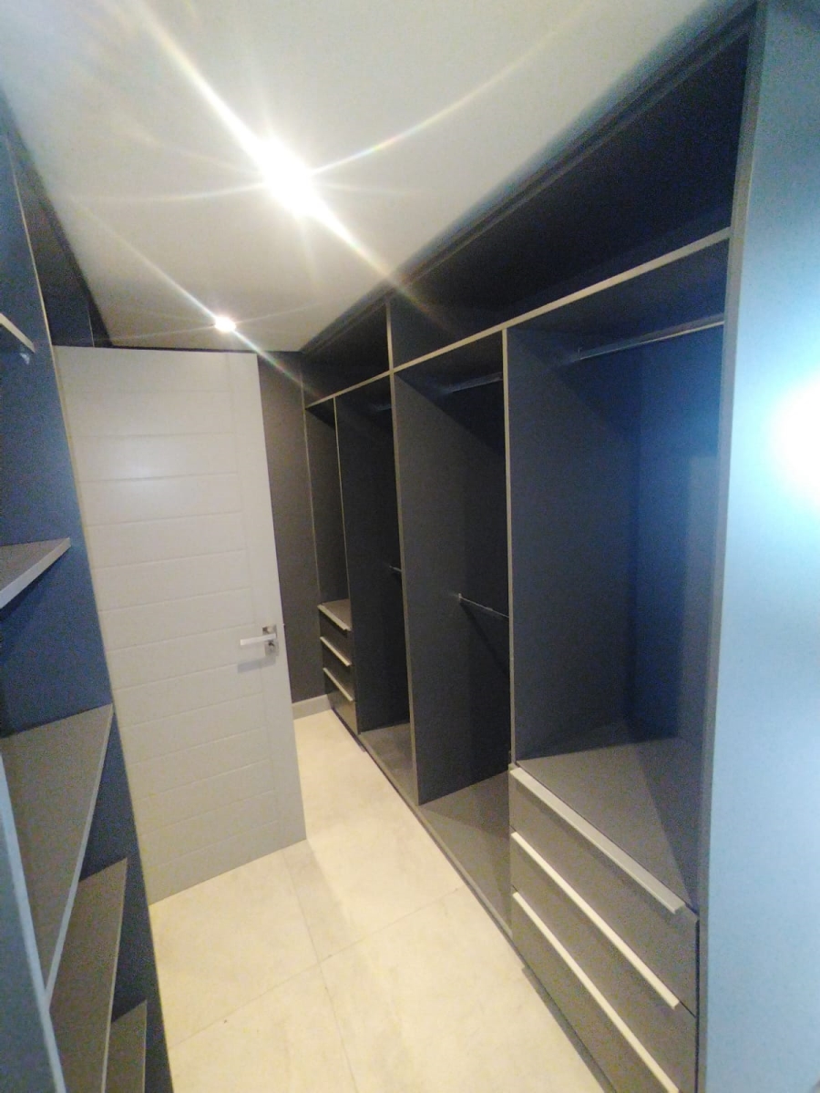 To Let 2 Bedroom Property for Rent in Umhlanga Ridge KwaZulu-Natal