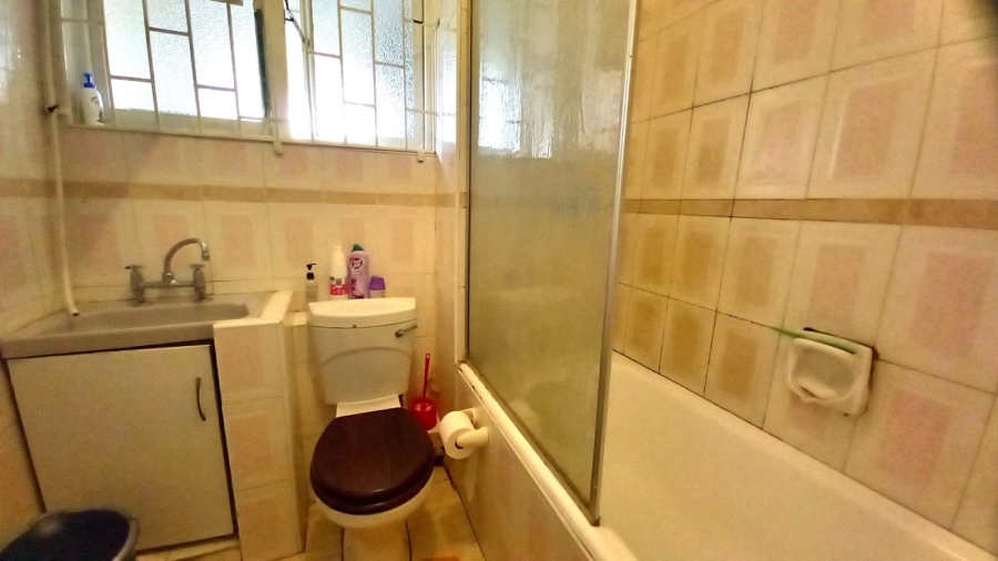 1 Bedroom Property for Sale in Morningside KwaZulu-Natal