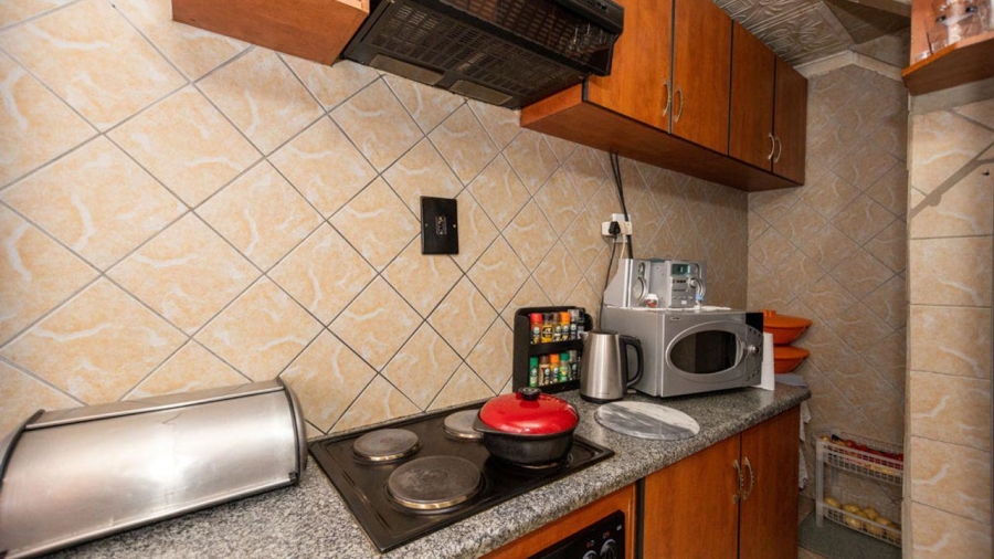2 Bedroom Property for Sale in Grove End KwaZulu-Natal
