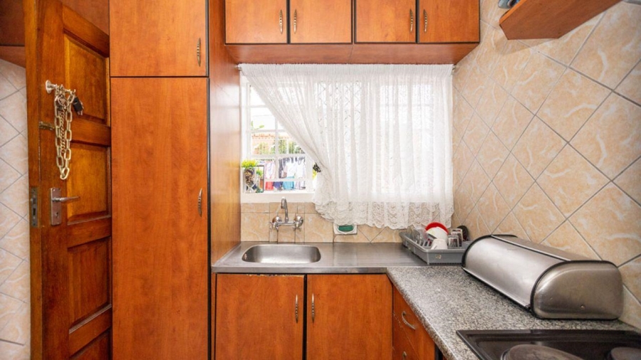 2 Bedroom Property for Sale in Grove End KwaZulu-Natal