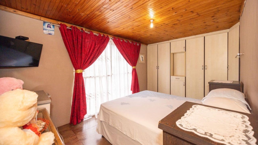2 Bedroom Property for Sale in Grove End KwaZulu-Natal