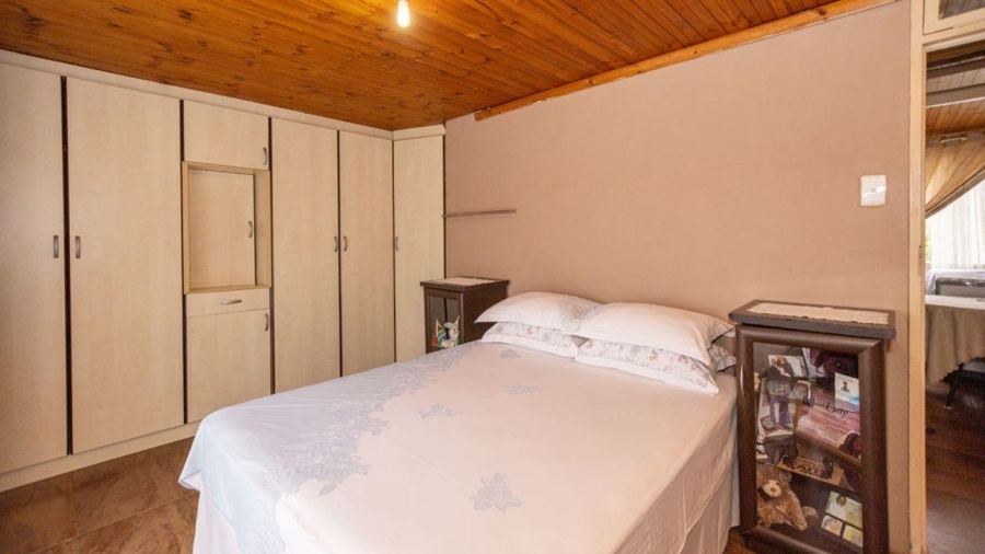 2 Bedroom Property for Sale in Grove End KwaZulu-Natal
