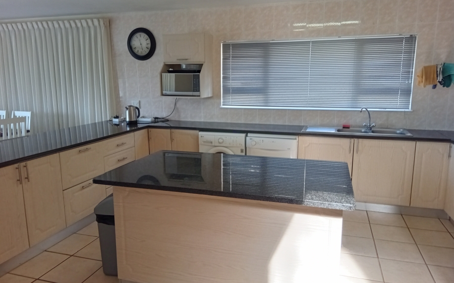 3 Bedroom Property for Sale in Shelly Beach KwaZulu-Natal