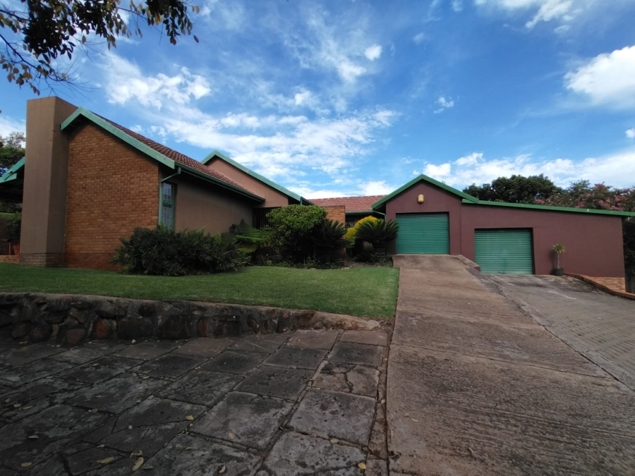 To Let 4 Bedroom Property for Rent in Sunnyridge KwaZulu-Natal