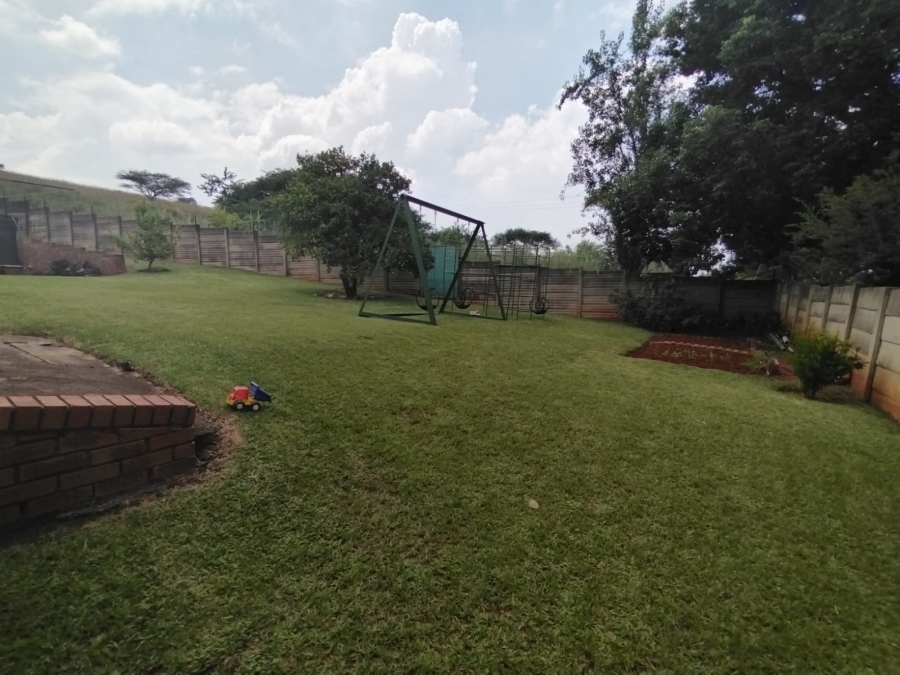 To Let 4 Bedroom Property for Rent in Sunnyridge KwaZulu-Natal