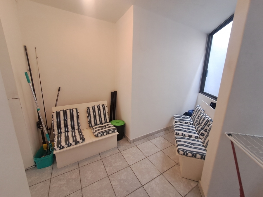 2 Bedroom Property for Sale in Uvongo Beach KwaZulu-Natal