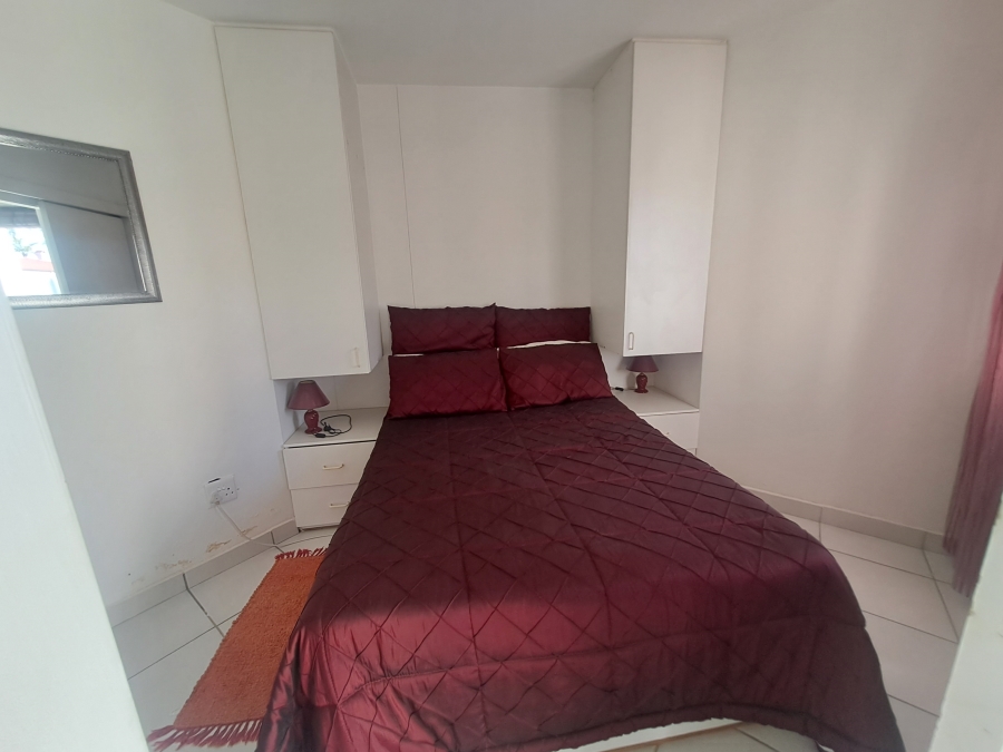 2 Bedroom Property for Sale in Uvongo Beach KwaZulu-Natal
