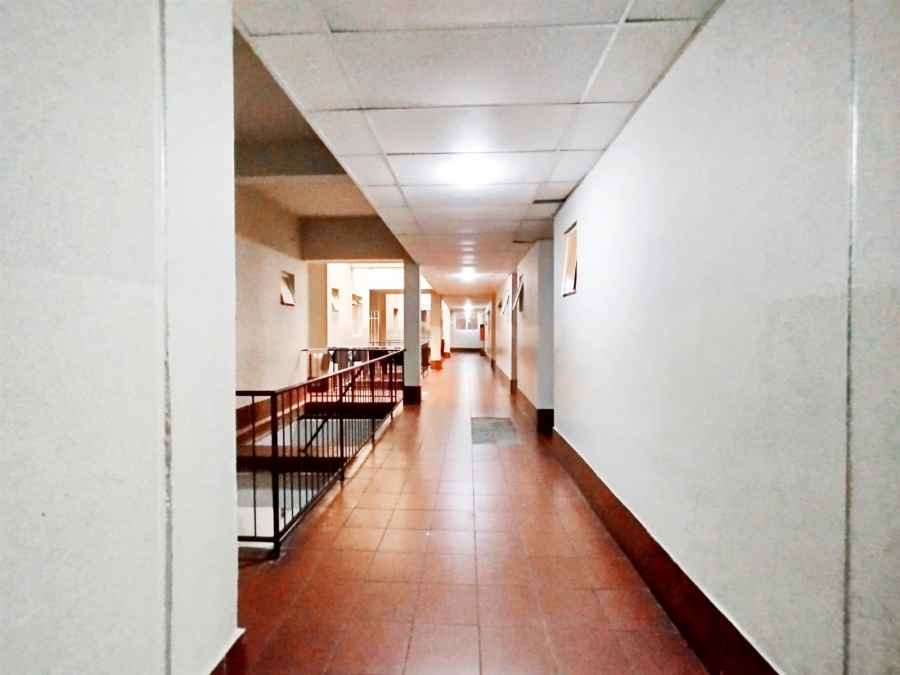 1 Bedroom Property for Sale in Durban Central KwaZulu-Natal