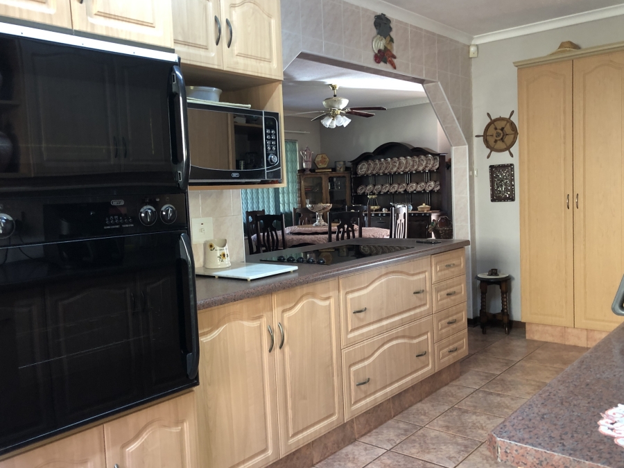 3 Bedroom Property for Sale in Manaba Beach KwaZulu-Natal