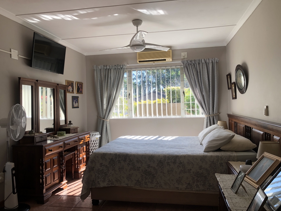 3 Bedroom Property for Sale in Manaba Beach KwaZulu-Natal