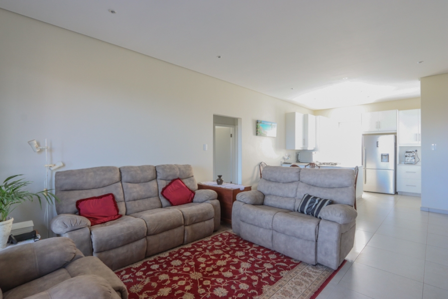 2 Bedroom Property for Sale in Renishaw Hills KwaZulu-Natal