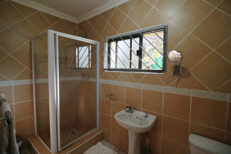 5 Bedroom Property for Sale in Woodgrange KwaZulu-Natal
