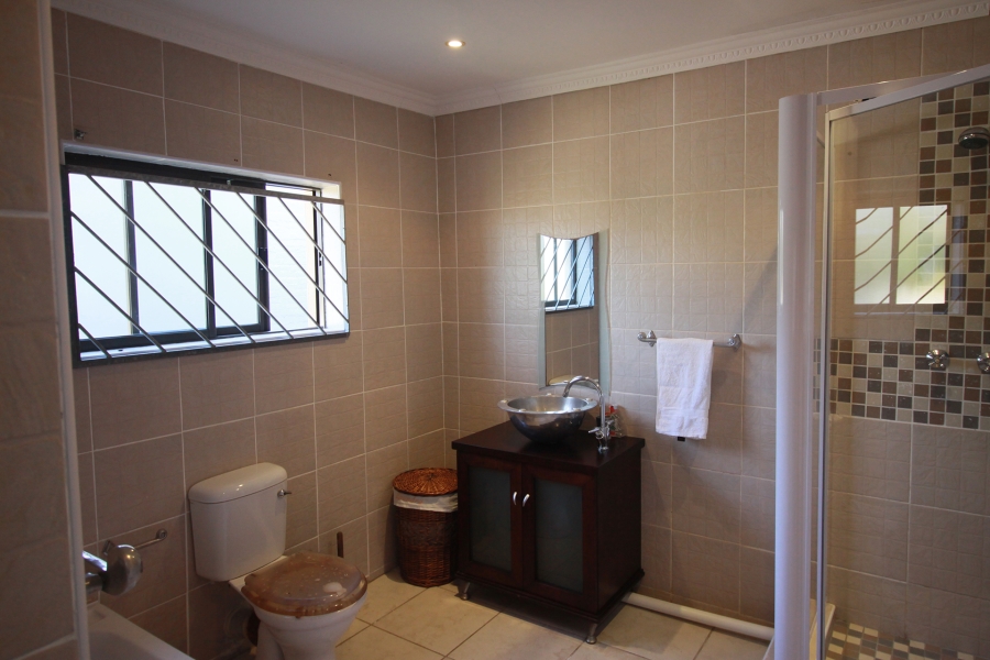 5 Bedroom Property for Sale in Woodgrange KwaZulu-Natal