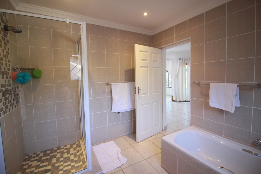 5 Bedroom Property for Sale in Woodgrange KwaZulu-Natal