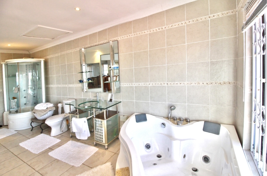 5 Bedroom Property for Sale in Woodgrange KwaZulu-Natal