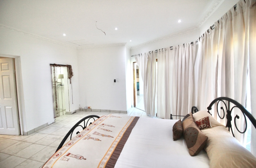5 Bedroom Property for Sale in Woodgrange KwaZulu-Natal