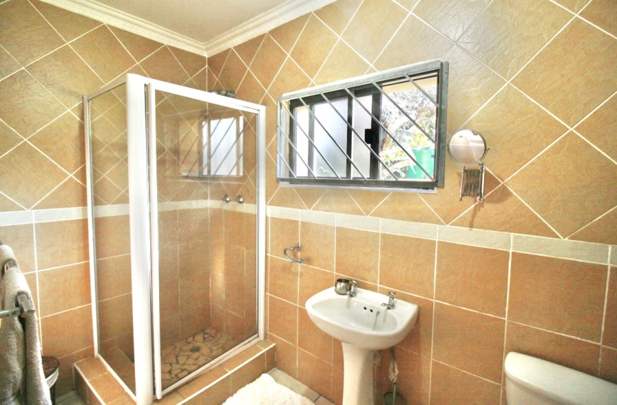 5 Bedroom Property for Sale in Woodgrange KwaZulu-Natal