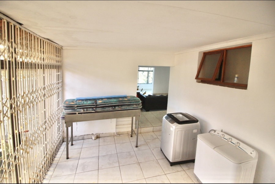 5 Bedroom Property for Sale in Woodgrange KwaZulu-Natal
