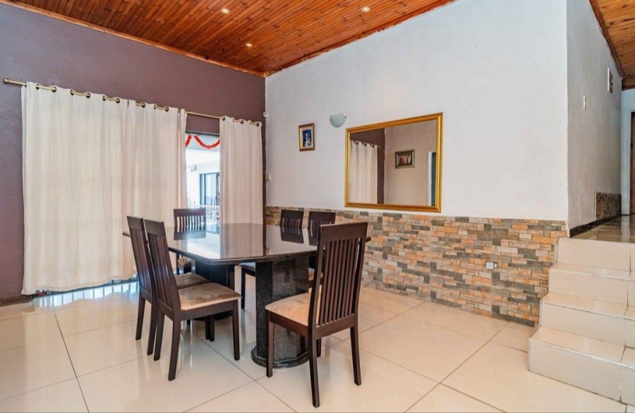 5 Bedroom Property for Sale in Shallcross KwaZulu-Natal