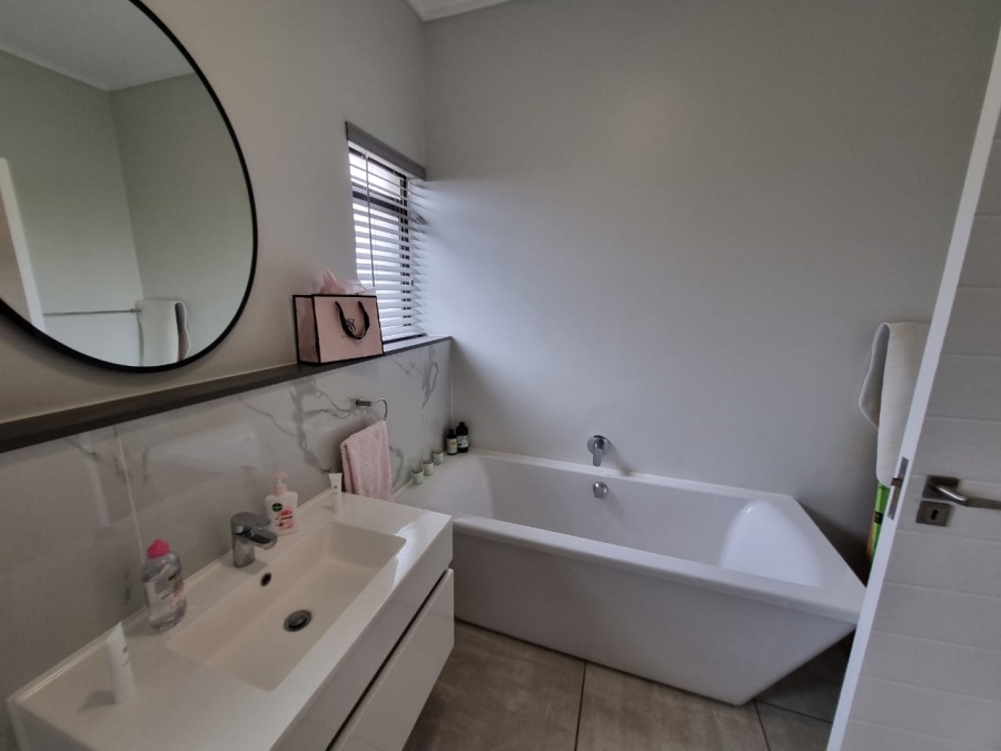 3 Bedroom Property for Sale in Izinga Estate KwaZulu-Natal