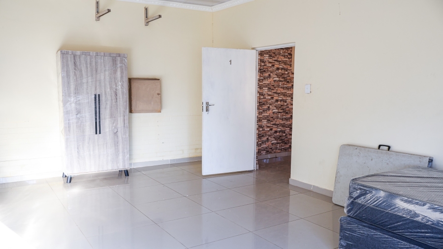 10 Bedroom Property for Sale in Wensleydale KwaZulu-Natal