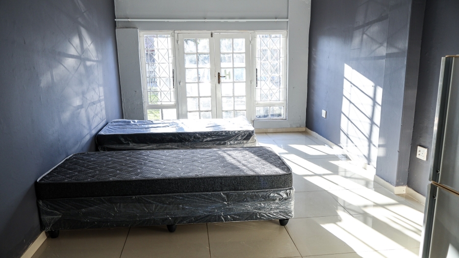10 Bedroom Property for Sale in Wensleydale KwaZulu-Natal