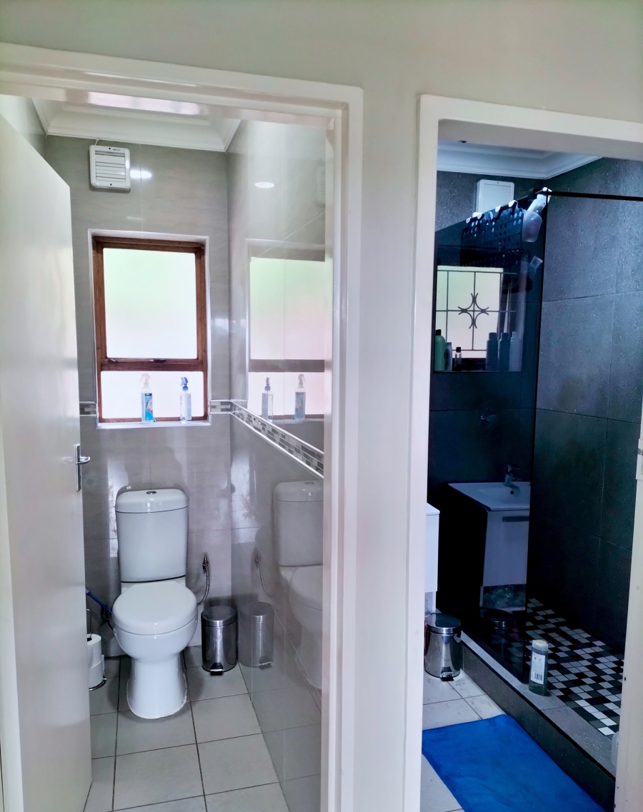 4 Bedroom Property for Sale in Queensburgh KwaZulu-Natal